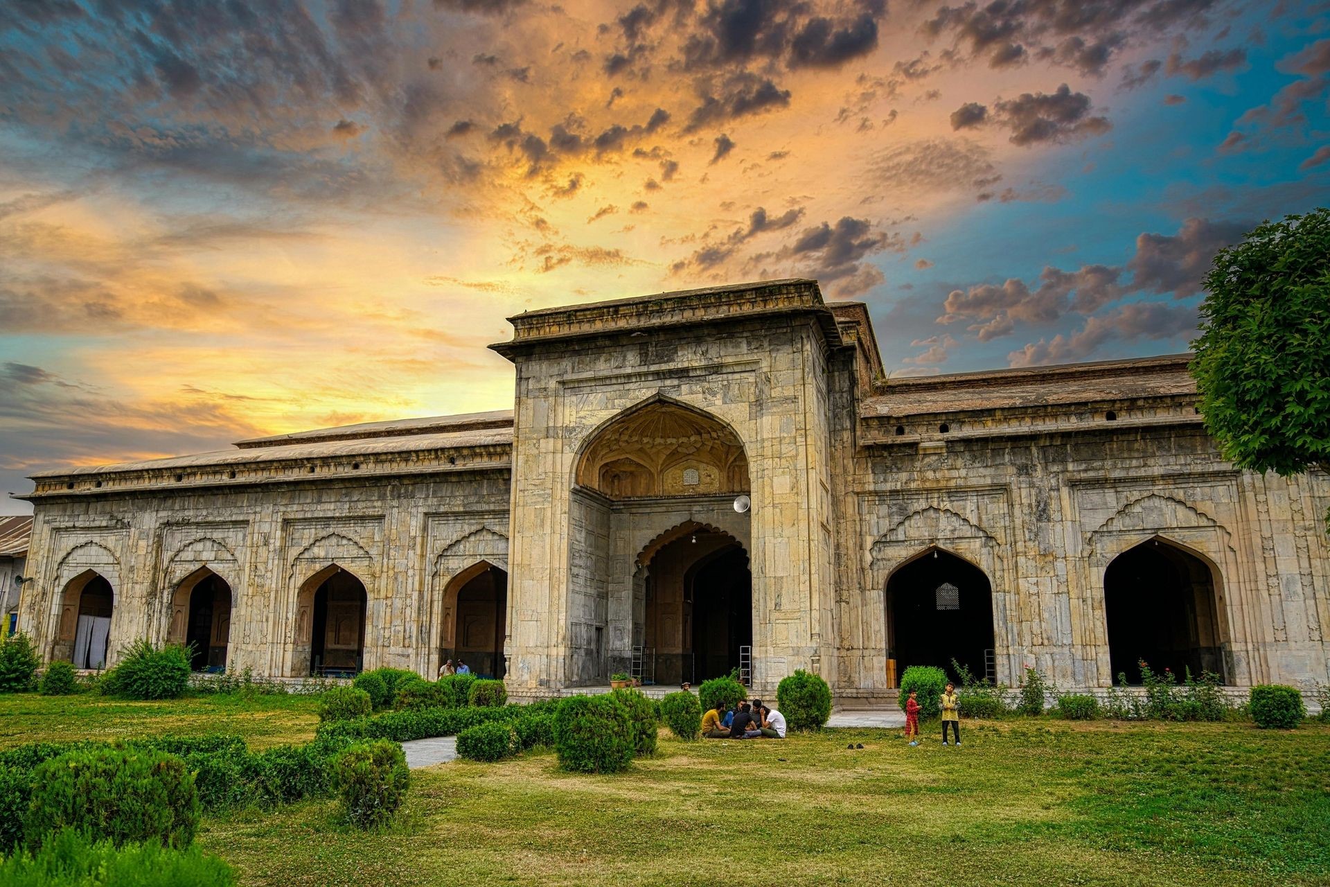 Discover Asia with